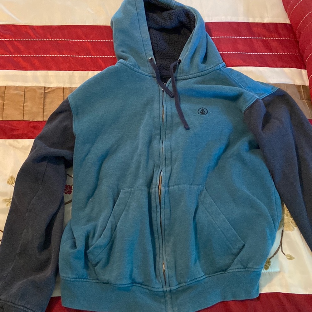 Volcom Hoodie Size Medium
